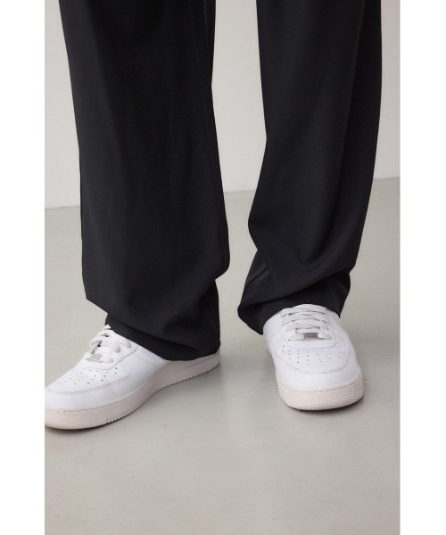 AZUL by moussy（アズールバイマウジー）の「リラックスニータックワイドパンツ（スラックス・メンズ・ブラック/グレー・MEDIUM/LARGE）」の6枚目の写真
