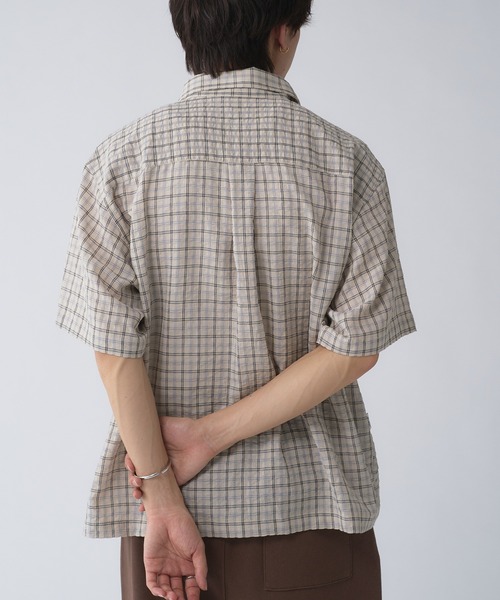 Adoon plain（アドーンプレーン）の「Seersucker Check Shirt / シアサッカーレギュラーチェックシャツ（シャツ/ブラウス・メンズ・ボルドー/ベージュ・LARGE/MEDIUM）」の7枚目の写真