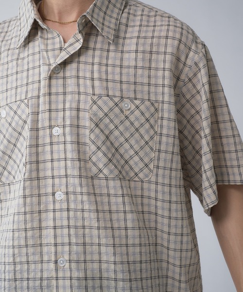 Adoon plain（アドーンプレーン）の「Seersucker Check Shirt / シアサッカーレギュラーチェックシャツ（シャツ/ブラウス・メンズ・ボルドー/ベージュ・LARGE/MEDIUM）」の11枚目の写真
