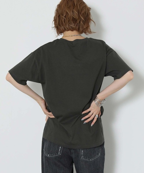 Gready Brilliant(グレディブリリアン)の「スタースタッズロゴ刺繍T(Tシャツ/カットソー・レディース・ピンク/オフホワイト/チャコールグレー・FREE)」の13枚目の写真