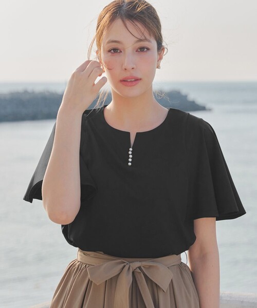 Tiaclasse(ティアクラッセ)の「ブラウス見えフレアスリーブカットソー(Tシャツ/カットソー・レディース・ラベンダー/ブラック/ターコイズブルー/オフホワイト・L/M)」の17枚目の写真