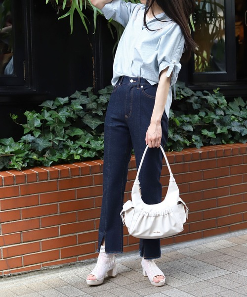 axes femme（アクシーズファム）の「裾スリットフレアデニムパンツ（デニムパンツ・レディース・ネイビー/ブラック・マルチサイズ）」の14枚目の写真