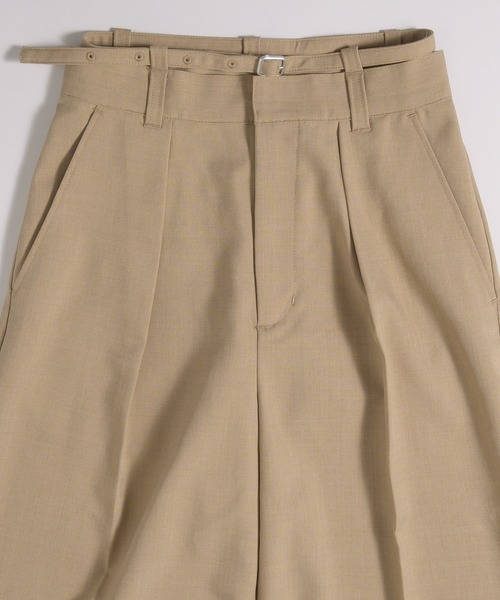 MUHET（ミュエータ）の「【set up可能】straight pants with belt / ベルト付きスラックスパンツ（スラックス・レディース・ベージュ/ブラック・SMALL/LARGE/MEDIUM）」の18枚目の写真