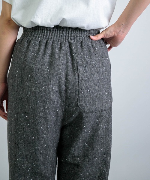 D.M.G.（ドミンゴ）の「[D.M.G / ディーエムジー] ウールライクへリンボン プルオントラウザー（その他パンツ・レディース・ブラウン/グレー・S/M）」の17枚目の写真