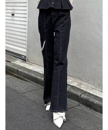 CALNAMUR | パールチェーンフレアデニム(デニムパンツ)