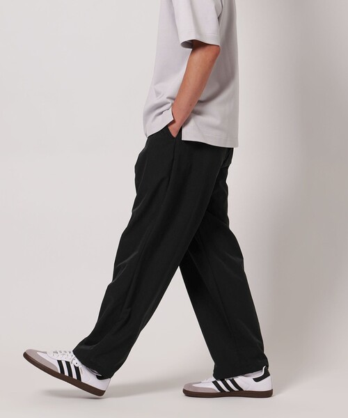 UNITED ARROWS(ユナイテッドアローズ)の「DotAir ドットエア ハーフギャザー ヘムコード 2プリーツパンツ ‐吸水速乾 ストレッチ‐(その他パンツ・メンズ・ダークグレー/ブラック・XL/L/S/M)」の5枚目の写真