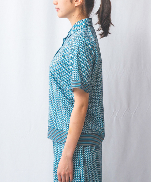 NARACAMICIE(ナラカミーチェ)の「【NARACAMICIE】【セットアップ対応】幾何柄ボウタイ半袖ブラウス(シャツ/ブラウス・レディース・グレー/グリーン・XXL/XL/M/S/L)」の6枚目の写真