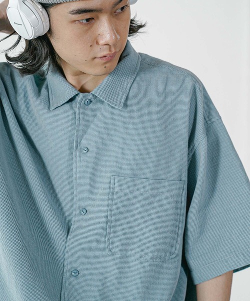 BAYFLOW（ベイフロー）の「[さらっと羽織れる]ワッフル半袖シャツ（シャツ/ブラウス・メンズ・ネイビー/ブルー/オフホワイト・MEDIUM/LARGE）」の5枚目の写真
