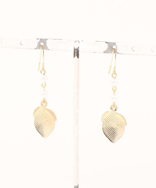 tone(トーン)の「【MUURABBTI】レモンとパールのピアス(MA)(ピアス(両耳用)・レディース・イエロー・FREE)」の2枚目の写真