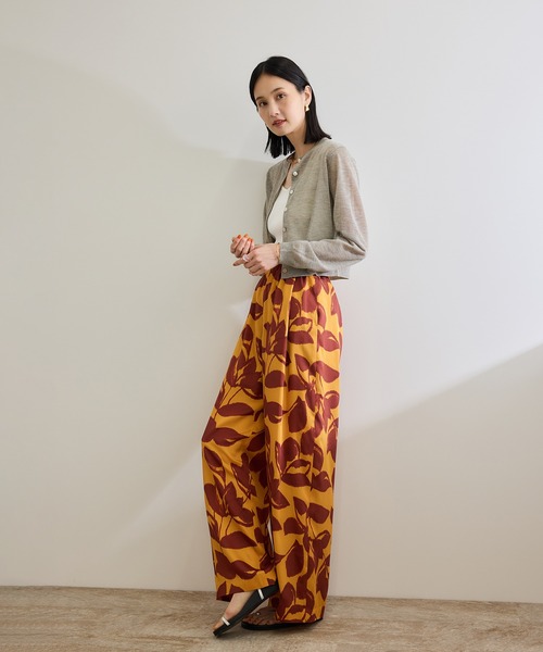 ROPE'（ロペ）の「DEVEAUXジオメトリックフラワーイージーワイドパンツ（その他パンツ・レディース・ブラック/オレンジ・38/36）」の17枚目の写真