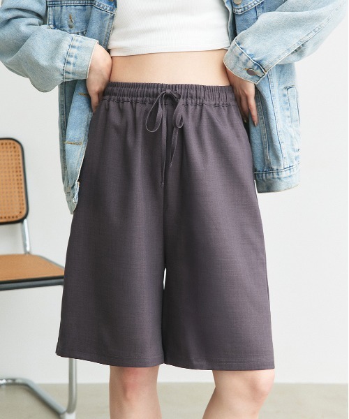 ad thie（アドティエ）の「リラックス イージーハーフパンツ（その他パンツ・レディース・ダークブラウン/チャコール/グレー/ブラック/グレー系その他・FREE）」の3枚目の写真