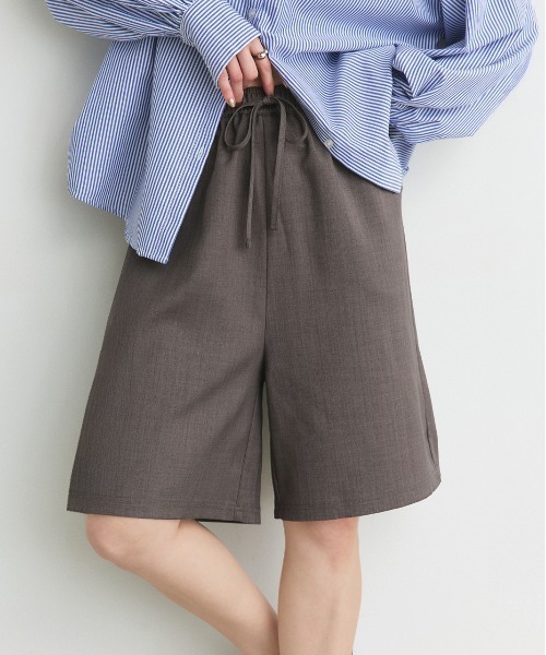 ad thie（アドティエ）の「リラックス イージーハーフパンツ（その他パンツ・レディース・ダークブラウン/チャコール/グレー/ブラック/グレー系その他・FREE）」の4枚目の写真