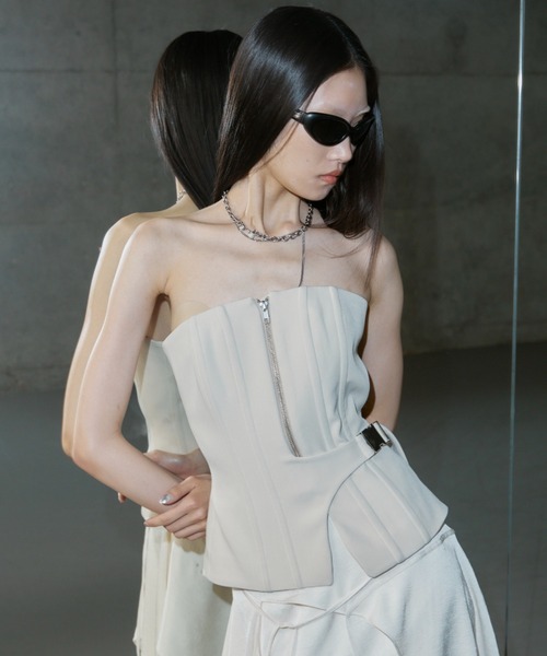 JOSE MOON（ジョゼムーン）の「ZIP UP BUSTIER/ジップアップ