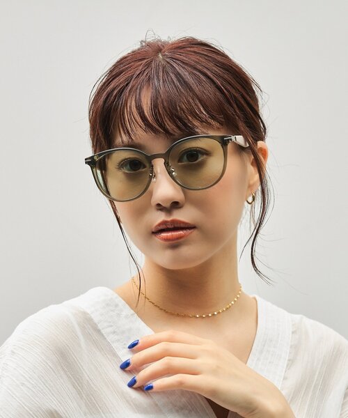 Zoff(ゾフ)の「SUNCUTGlasses/UV100%CUT ボストン型 サングラス|ラバーテンプル|ズレ落ち防止|カラーレンズ|紫外線対策 UVカット|ユニセックス|Zoff|CLASSIC(サングラス・レディース・グリーン/ブラック/ブラウン系その他2/グレー・FREE)」の16枚目の写真