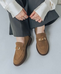 EVOL（イーボル）の「【クッション入り・柔らかい】バックルラウンドローファー IZ5806（ローファー・レディース）」