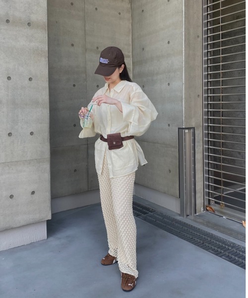 ISOOK（アイスー）の「スエードポーチベルト(kiharu select) / ウエストポーチ 細ベルト ミニバッグ 合皮 合成皮革 ブラウン ブラック 茶 黒（ベルト・レディース・ブラック/ブラウン・FREE）」の7枚目の写真