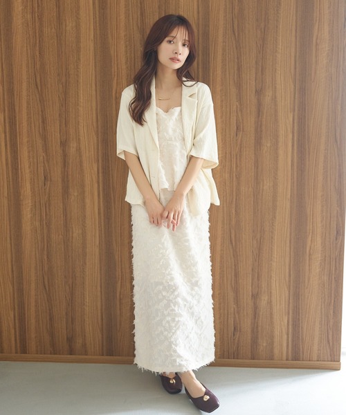 mysty woman（ミスティウーマン）の「カットジャガードペプラムキャミワンピース　583339（ワンピース・レディース・ブラック/アイボリー/ピンクベージュ・FREE）」の7枚目の写真