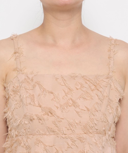 mysty woman（ミスティウーマン）の「カットジャガードペプラムキャミワンピース　583339（ワンピース・レディース・ブラック/アイボリー/ピンクベージュ・FREE）」の17枚目の写真