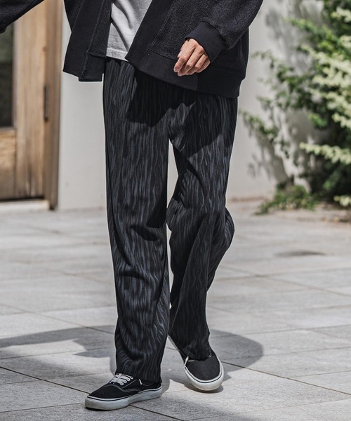 CAMBIO(カンビオ)の「mp13916-Spotted Print Corduroy Tuck Pants コーデュロイパンツ(その他パンツ・メンズ・ブラック/カーキ/グレイッシュベージュ・S/M/L)」の4枚目の写真