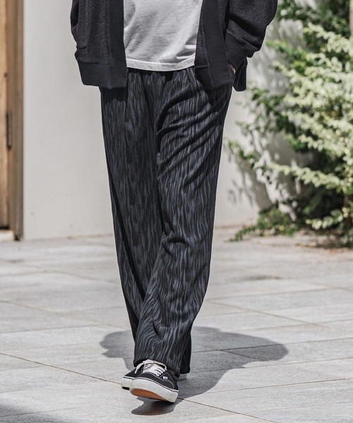 CAMBIO(カンビオ)の「mp13916-Spotted Print Corduroy Tuck Pants コーデュロイパンツ(その他パンツ・メンズ・ブラック/カーキ/グレイッシュベージュ・S/M/L)」の6枚目の写真