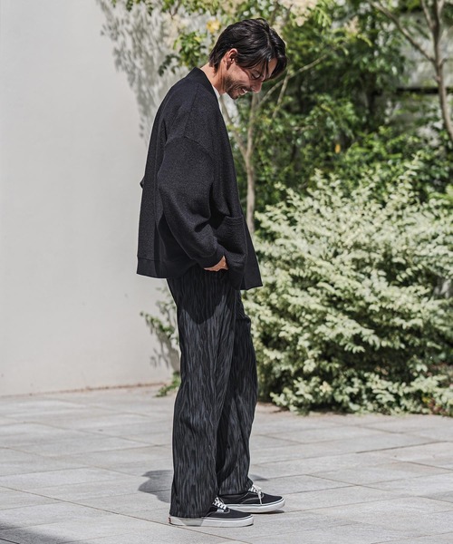 CAMBIO(カンビオ)の「mp13916-Spotted Print Corduroy Tuck Pants コーデュロイパンツ(その他パンツ・メンズ・ブラック/カーキ/グレイッシュベージュ・S/M/L)」の8枚目の写真
