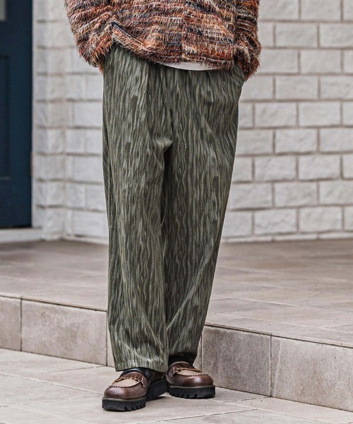 CAMBIO(カンビオ)の「mp13916-Spotted Print Corduroy Tuck Pants コーデュロイパンツ(その他パンツ・メンズ・ブラック/カーキ/グレイッシュベージュ・S/M/L)」の10枚目の写真