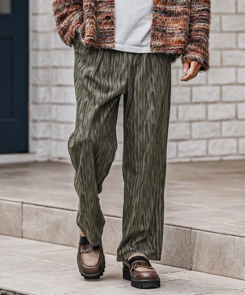 CAMBIO(カンビオ)の「mp13916-Spotted Print Corduroy Tuck Pants コーデュロイパンツ(その他パンツ・メンズ・ブラック/カーキ/グレイッシュベージュ・S/M/L)」の12枚目の写真