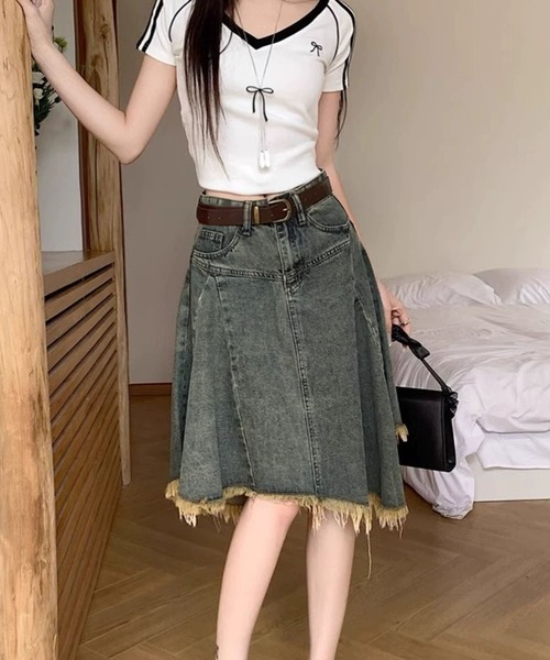 meJane（ミージェーン）の「裾フリンジ アシンメトリー デニムスカート（デニムスカート・レディース・ブルー・S/M/L）」の4枚目の写真