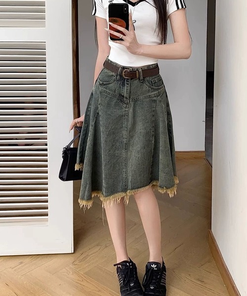 meJane（ミージェーン）の「裾フリンジ アシンメトリー デニムスカート（デニムスカート・レディース・ブルー・S/M/L）」の5枚目の写真
