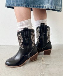 SOLLON.（ソルロン）の「刺繍入りミドルウエスタンブーツ（ブーツ）」