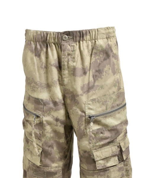 BREATH(ブレス)の「SUICIDE CAMO CARGO CROPPED(カーゴパンツ・メンズ・サンドベージュ/グリーン系カモフラージュ・MEDIUM/LARGE/X-LARGE)」の8枚目の写真