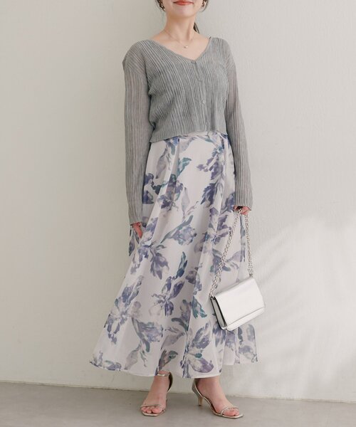 natural couture（ナチュラルクチュール）の「大花プリントメッシュスカート（スカート・レディース・ネイビー/オフホワイト/サックスブルー・FREE）」の16枚目の写真