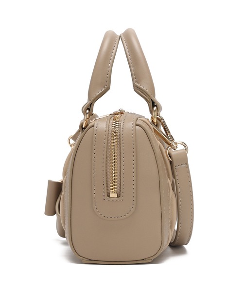 dazzlin（ダズリン）の「【dazzlin/ダズリン】リボンチャーム付 ギャザーシャーリングミニボストンバッグ（ボストンバッグ・レディース・ブラック/ベージュ/アイボリー・FREE）」の12枚目の写真