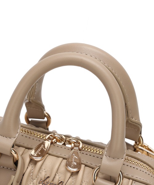 dazzlin（ダズリン）の「【dazzlin/ダズリン】リボンチャーム付 ギャザーシャーリングミニボストンバッグ（ボストンバッグ・レディース・ブラック/ベージュ/アイボリー・FREE）」の17枚目の写真