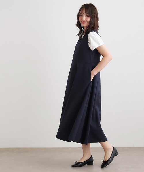 LAURA ASHLEY(ローラアシュレイ)の「【ツイルストレッチ/洗える】Vネックフレアジャンスカ(ワンピース・レディース・ブラウン系その他2/ネイビー・38)」の9枚目の写真