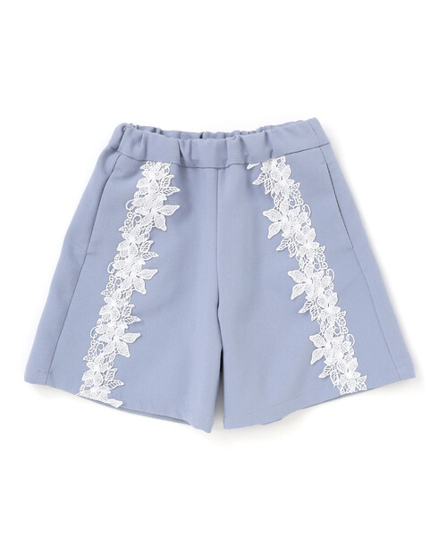 BeBe Petits Pois Vert(ベベプチポワヴェール)の「【お揃い】花レースキュロットパンツ(100~150cm)(その他パンツ・キッズ・ブラック/ブルー・100cm/110cm/130cm/120cm/140cm/150cm)」の2枚目の写真
