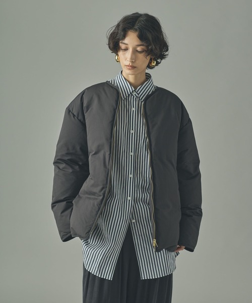 カレンソロジー Curensology(カレンソロジー)/サイドジップノーカラーダウン