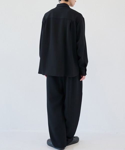 CULLNI（クルニ）の「【CULLNI】別注 Minimal Pocket L/S PLEATS SHIRTS（シャツ/ブラウス・メンズ・ブラウン/ブラック/ダークグレー・1/2）」の6枚目の写真