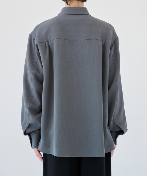 CULLNI（クルニ）の「【CULLNI】別注 Minimal Pocket L/S PLEATS SHIRTS（シャツ/ブラウス・メンズ・ブラウン/ブラック/ダークグレー・1/2）」の16枚目の写真