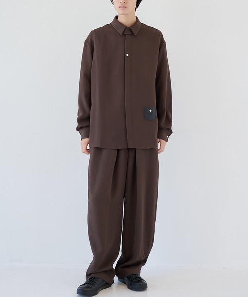 CULLNI（クルニ）の「【CULLNI】別注 Minimal Pocket L/S PLEATS SHIRTS（シャツ/ブラウス・メンズ・ブラウン/ブラック/ダークグレー・1/2）」の18枚目の写真