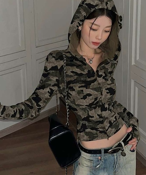 VIBGYOR(ヴィブジョー)の「カモフラ柄フィットフードトップス/Y2K韓国ストリート ショート(CZ)(パーカー・レディース・カモフラージュ・MEDIUM/LARGE)」の3枚目の写真
