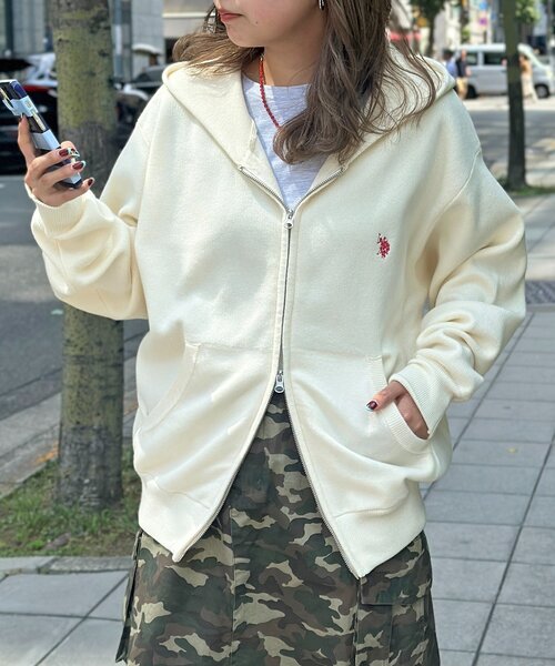 U.S. POLO ASSN.（ユーエスポロアッスン）の「スウェットライクニットジップパーカー（ニット/セーター・メンズ・ネイビー/アイボリー/グレー/ブラウン/レッド/グリーン/ダークブルー・MEDIUM/LARGE）」の2枚目の写真