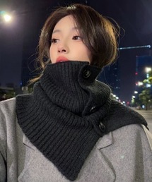 CELENA BEATS（セレナビーツ）の「3WAY ボタンデザイン ニット ネックウォーマー / マフラー風 スヌード（ネックウォーマー/スヌード・レディース）」