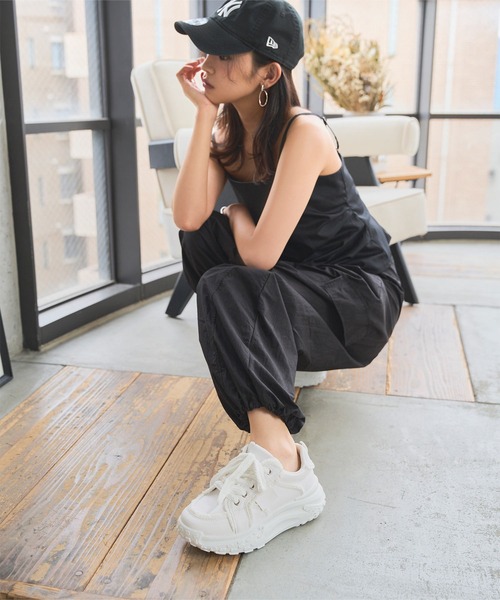 KOBE LETTUCE（コウベレタス）の「フリンジ厚底スニーカー（スニーカー・レディース・ブラック/シルバー/ホワイト・L/LL/M/S）」の5枚目の写真