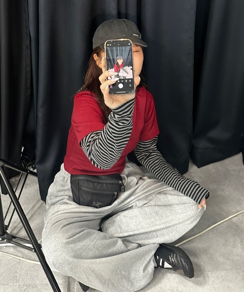 JEANASIS（ジーナシス）の「【25quee】ボーダーレイヤードフーディ/594907（パーカー・レディース・レッド系その他/グレー系その他/ネイビー系・FREE）」の14枚目の写真