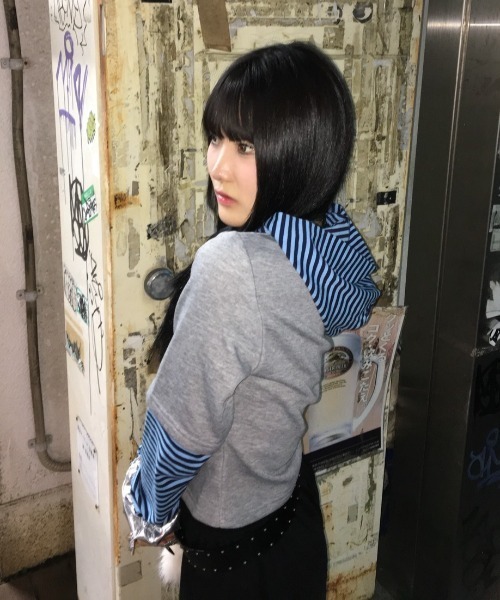 JEANASIS（ジーナシス）の「【25quee】ボーダーレイヤードフーディ/594907（パーカー・レディース・レッド系その他/グレー系その他/ネイビー系・FREE）」の17枚目の写真