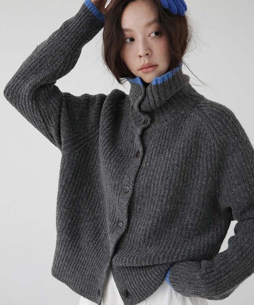 LAFFMO（ラフモ）の「配色ライン襟付きニットカーディガン（カーディガン/ボレロ・レディース・ダークグレー/ブラウン・F）」の6枚目の写真