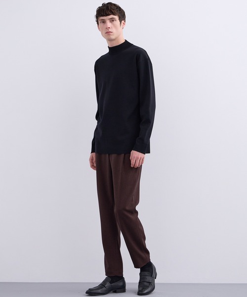 UNITED TOKYO（ユナイテッドトウキョウ）の「【残りわずか】18Gウールミラノリブモックネックニット　｜毛玉防止｜ウール100％｜ウォッシャブル｜ロングシーズン｜コート｜インナー｜ハイネック｜ウールニット（ニット/セーター・メンズ・モカ/オフホワイト/ブラック/ライトグレー/ダークブラウン・1/2/3）」の12枚目の写真