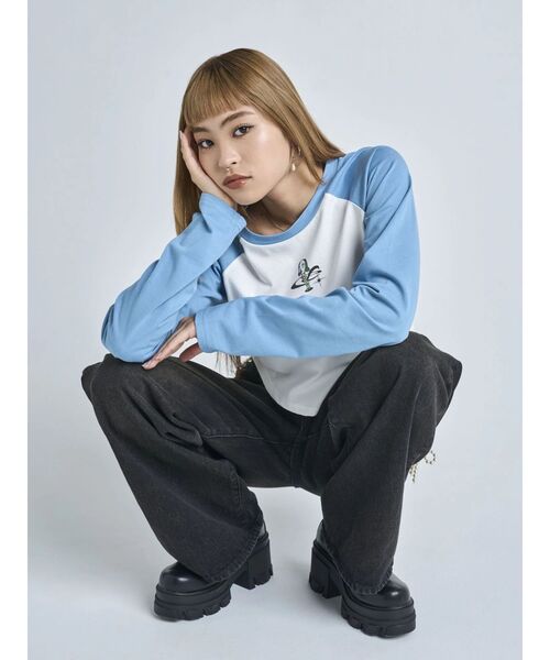 EMODA（エモダ）の「【野性爆弾 くっきー！× EMODA】RAGLAN LT（Tシャツ/カットソー・レディース・グレー/ブルー・SMALL/MEDIUM）」の8枚目の写真