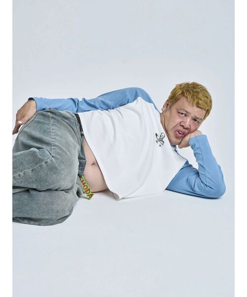 EMODA（エモダ）の「【野性爆弾 くっきー！× EMODA】RAGLAN LT（Tシャツ/カットソー・レディース・グレー/ブルー・SMALL/MEDIUM）」の13枚目の写真